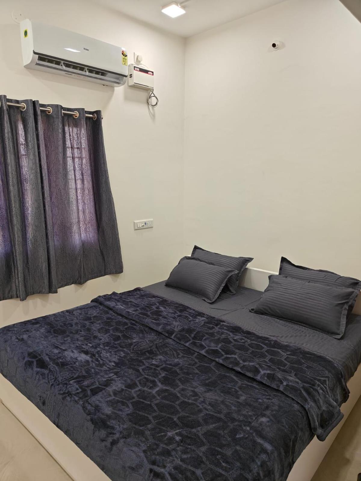 Thirunallar Heaven Homes Tirunallar Esterno foto